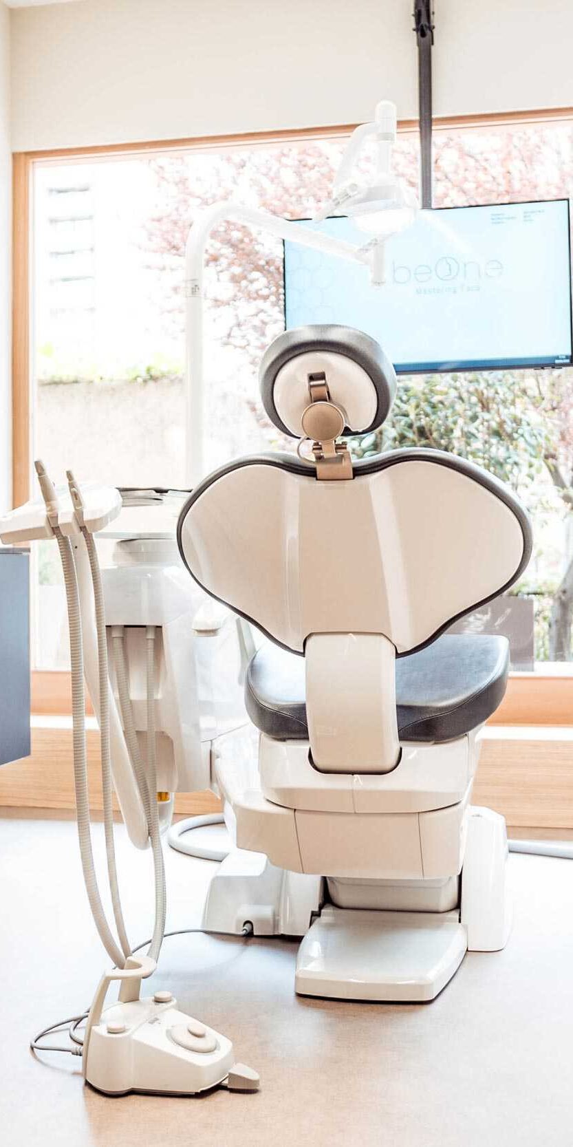 Avalados por nuestros años de experiencia, en BeOne ® brindamos atenciónexclusiva a nuestros pacientes, atendiendo siempre a su bienestar.